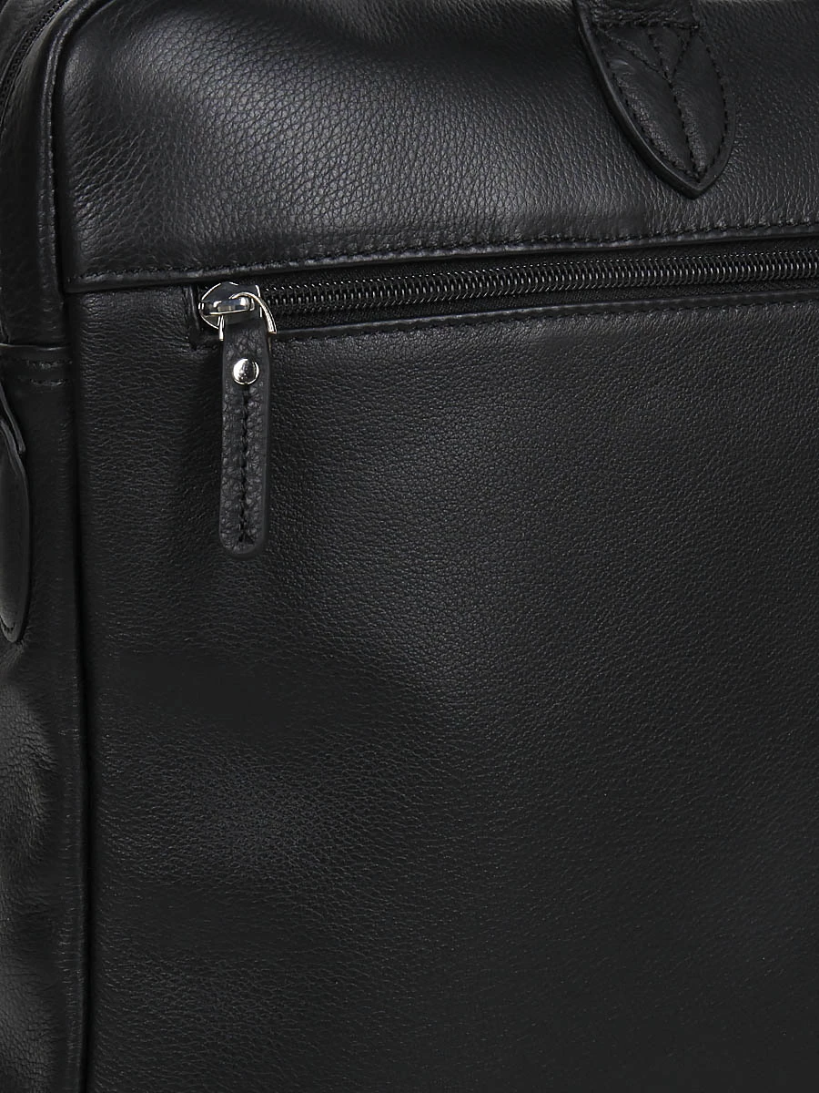 Sacoche Ordinateur JUMP Uppsala Cuir 17 Pouces - Élégance et Fonctionnalité – Image 12